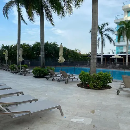 De Lujo Con Vista En Hotel, Salida A Playa Y Amenities Premium Cartagena